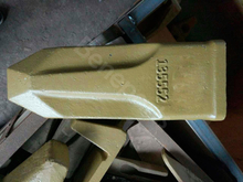 حفارة كاتربيلر J550 1u3552RC دلو الأسنان والمحولات